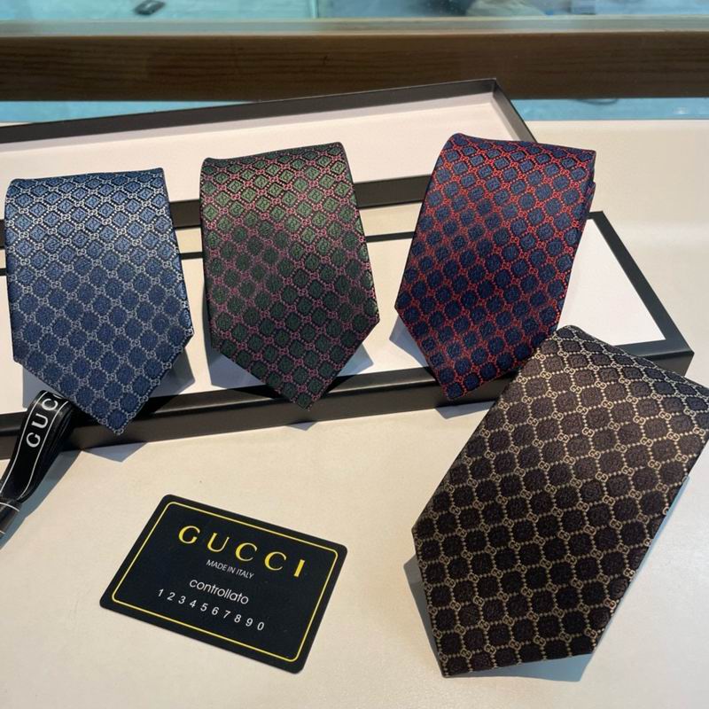 Gucci Tie hm35